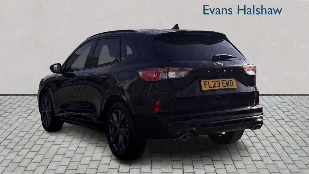 Ford Kuga 1.5 Ecoboost 150 St-line Edition 2023 Black #2