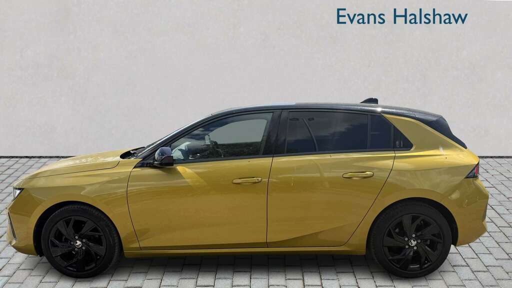 Vauxhall Astra 1.2 Turbo 130 Gs 2024 Yellow #4