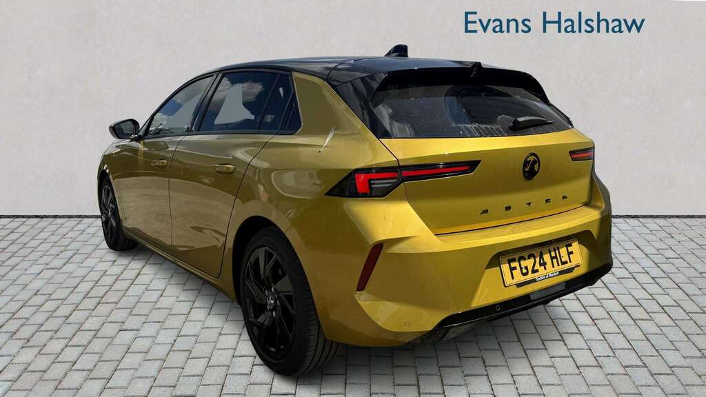 Vauxhall Astra 1.2 Turbo 130 Gs 2024 Yellow #5