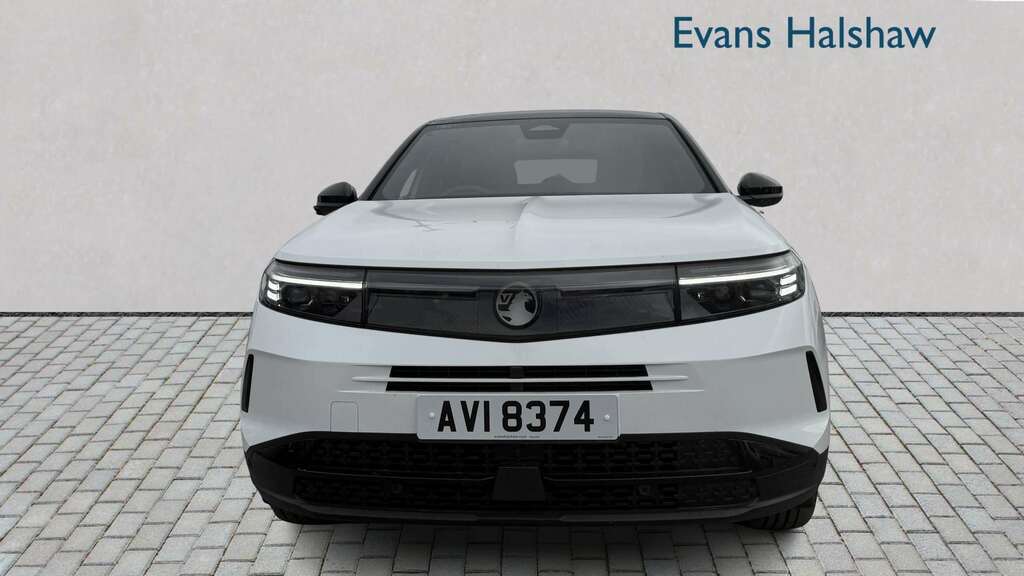 Vauxhall Grandland 1.2 Hybrid 136 Gs E-dct6 2025 White #2