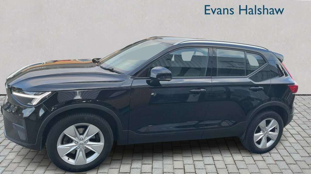 Volvo XC40 2.0 B3p Core 2024 Black #3