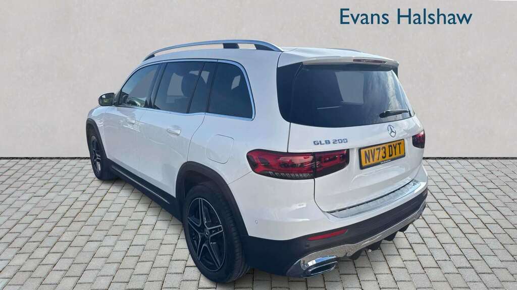 Mercedes-Benz GLB Class 200 Amg Line Executive 7G-tronic 2023 White #2