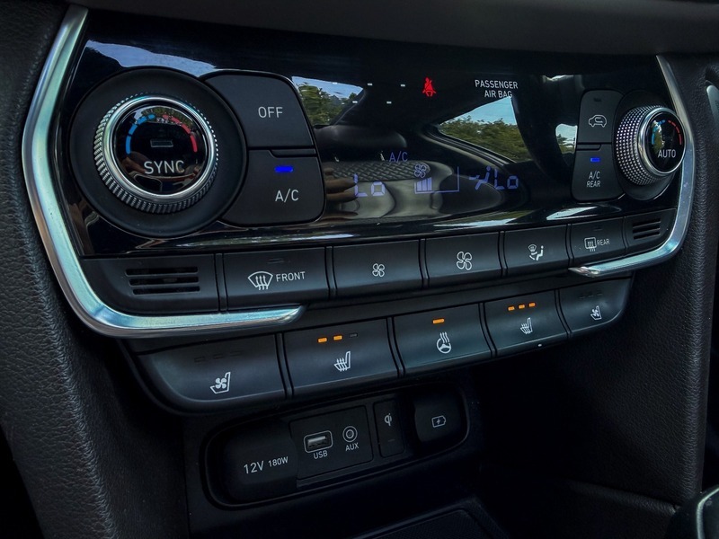Hyundai Santa Fe Black #69