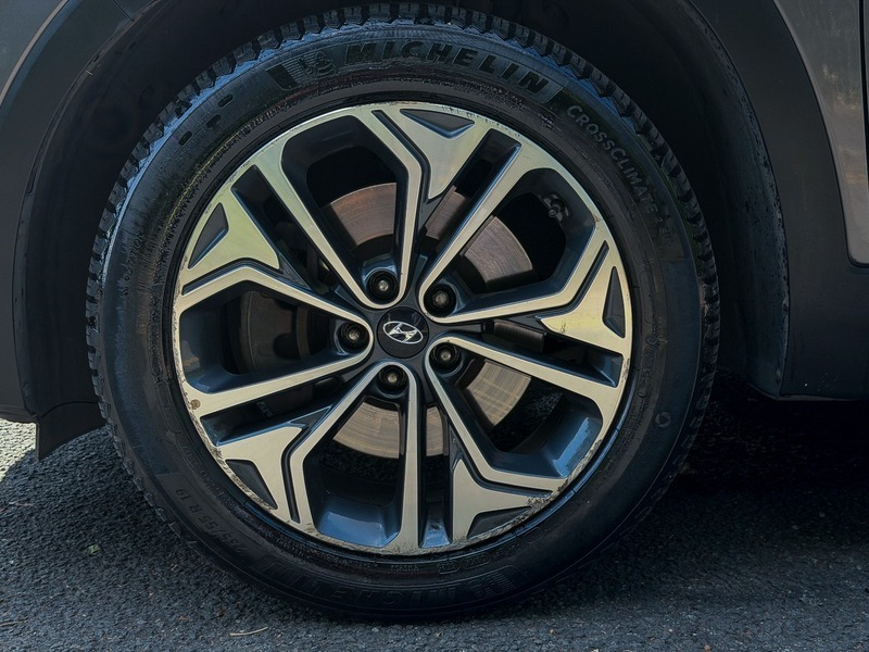 Hyundai Santa Fe Black #82