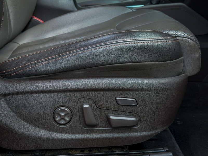 Hyundai Santa Fe Black #60