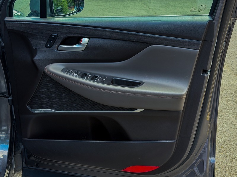Hyundai Santa Fe Black #57