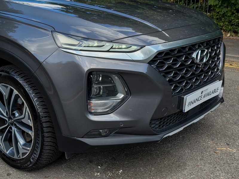 Hyundai Santa Fe Black #31