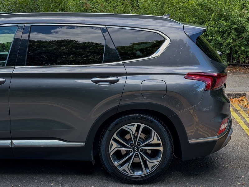 Hyundai Santa Fe Black #14