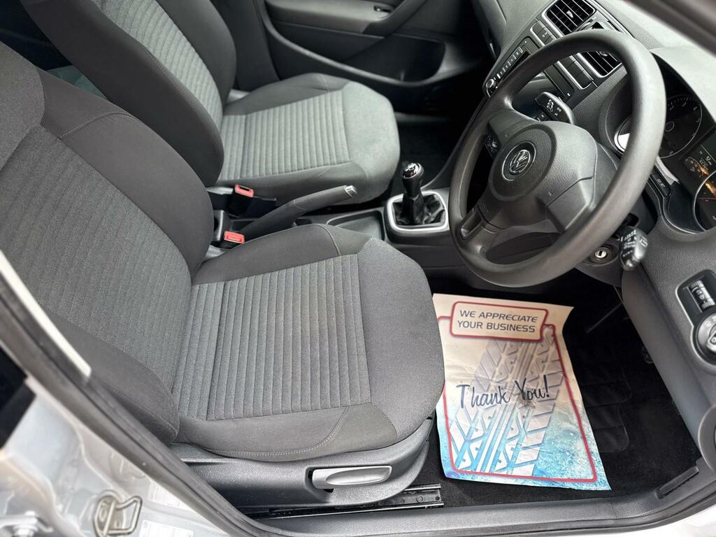 Volkswagen Polo Black #25
