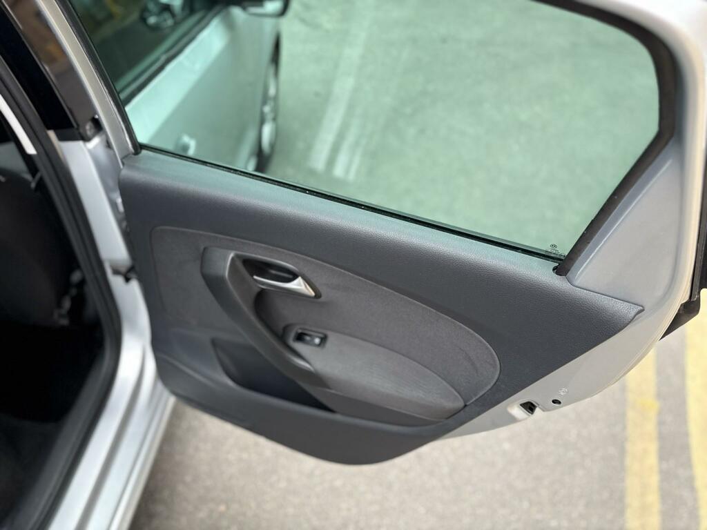 Volkswagen Polo Black #22