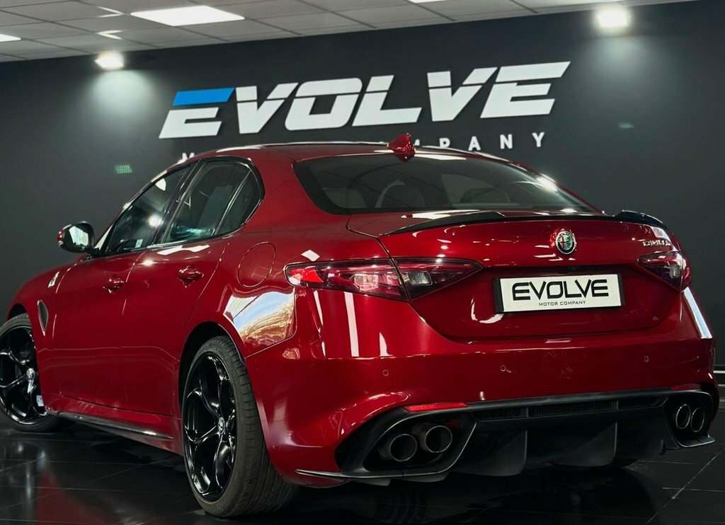 Alfa Romeo Giulia 2.9L Quadrifoglio Red #2