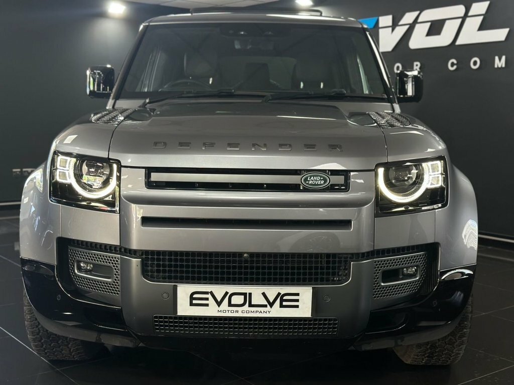 Land Rover Defender 130 3L Outbound Grey #4