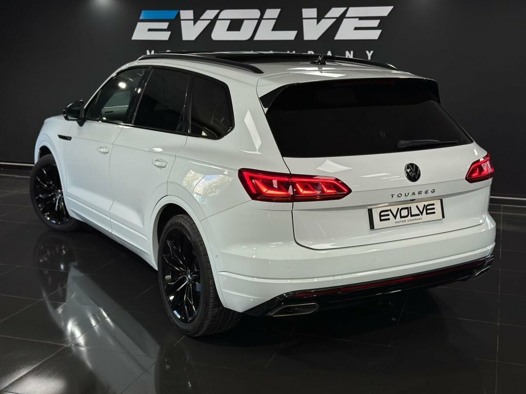 Volkswagen Touareg Black Edition Blue #11