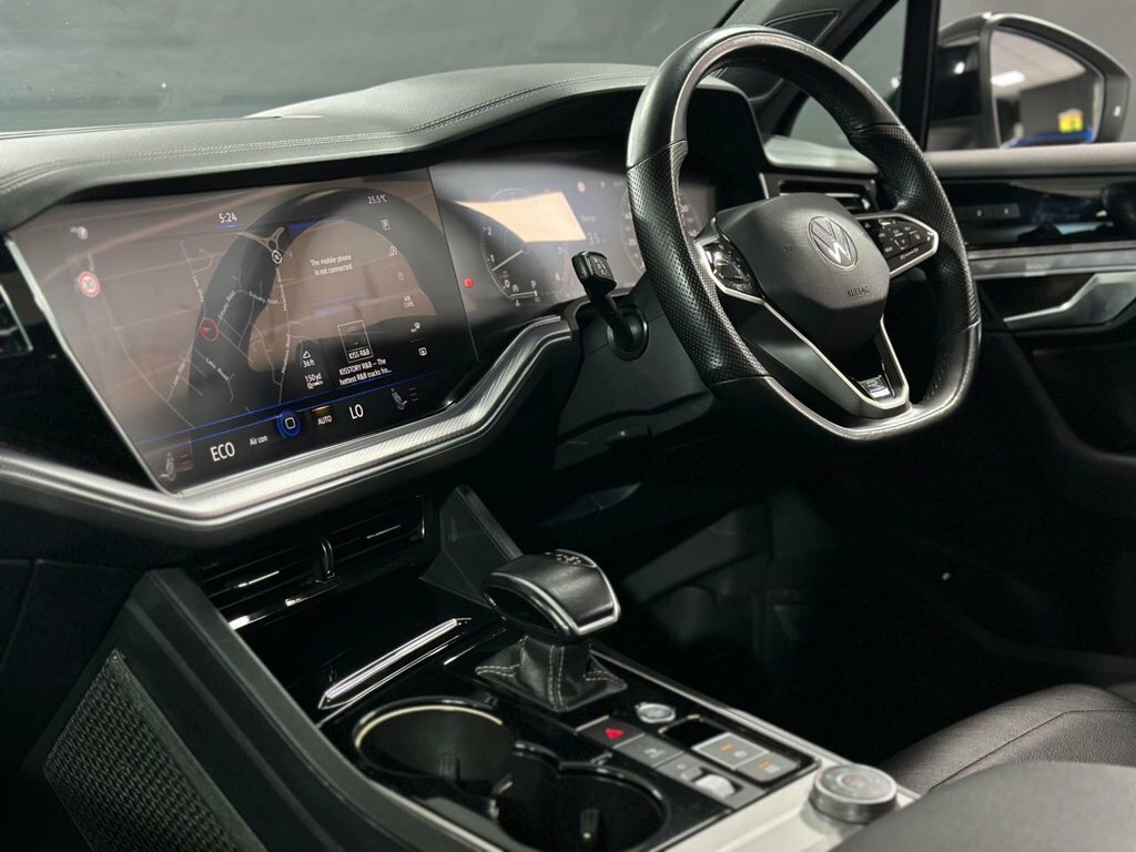 Volkswagen Touareg Black Edition Blue #20