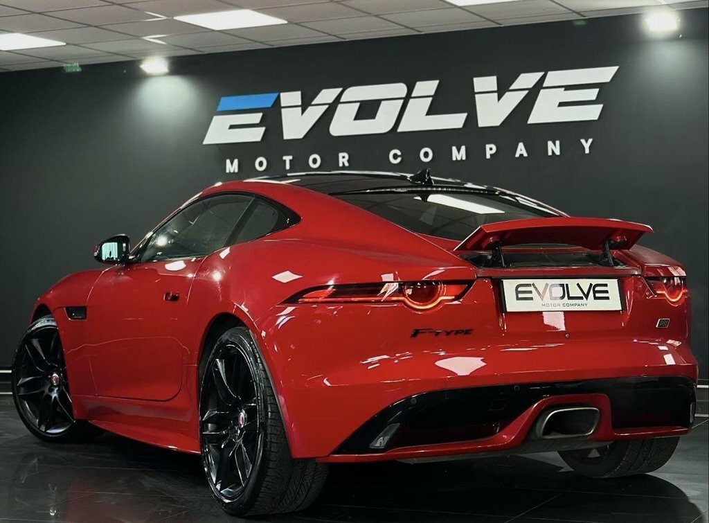 Jaguar F-Type 2L Chequered Flag AE20NJJ Red #2