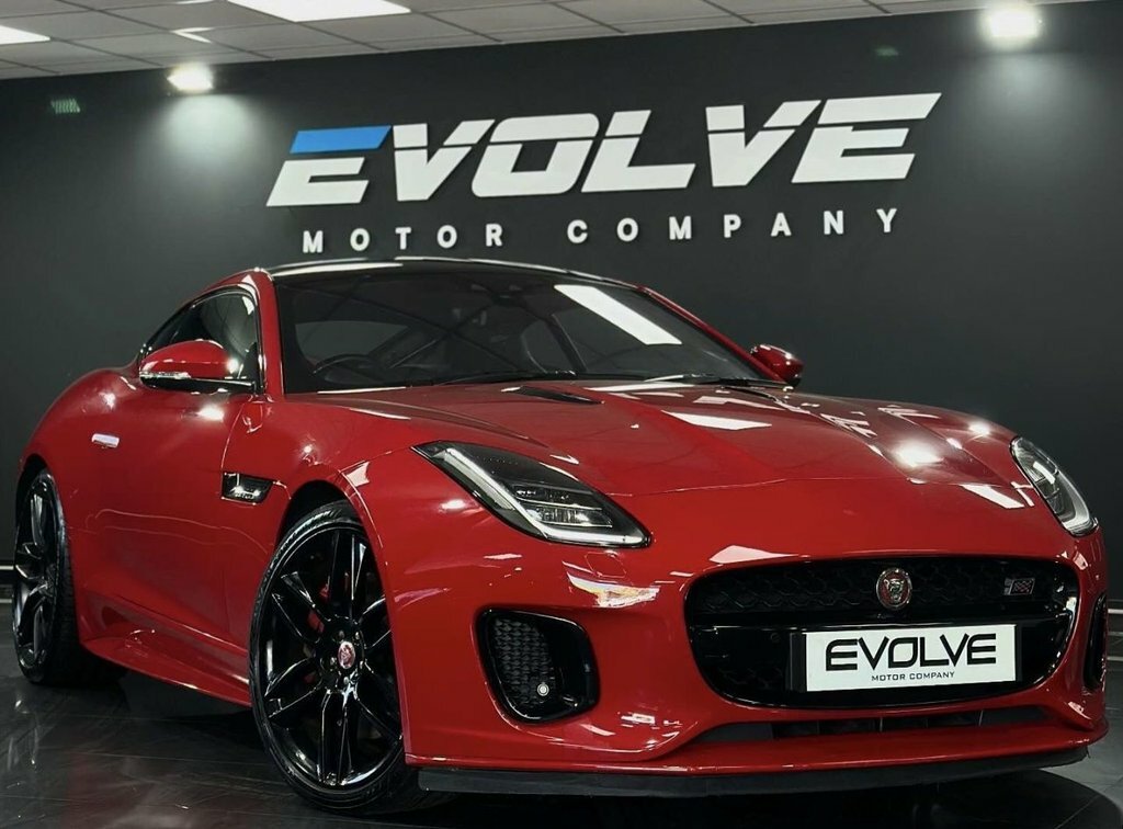 Jaguar F-Type 2L Chequered Flag AE20NJJ Red