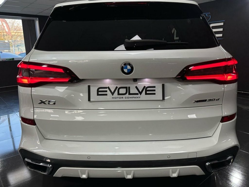 BMW X5 3L M Sport White #5