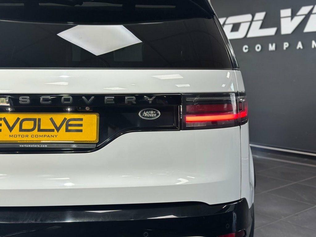 Land Rover Discovery 3L R-dynamic Se White #3