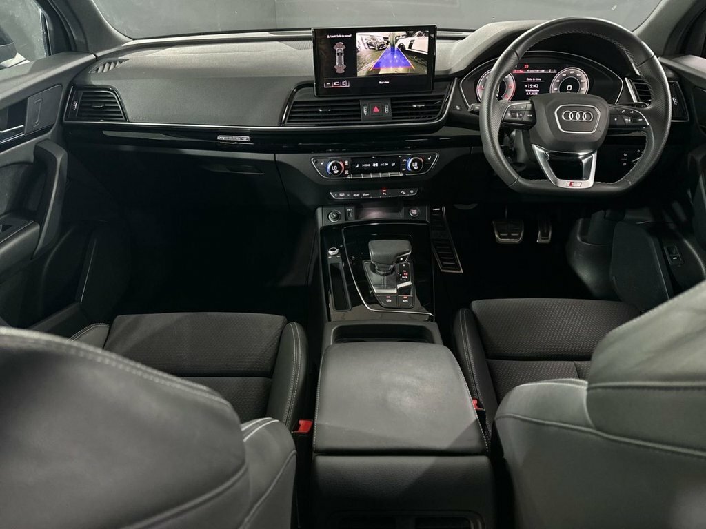 Audi Q5 2L Black Edition WP73PGX Black #3