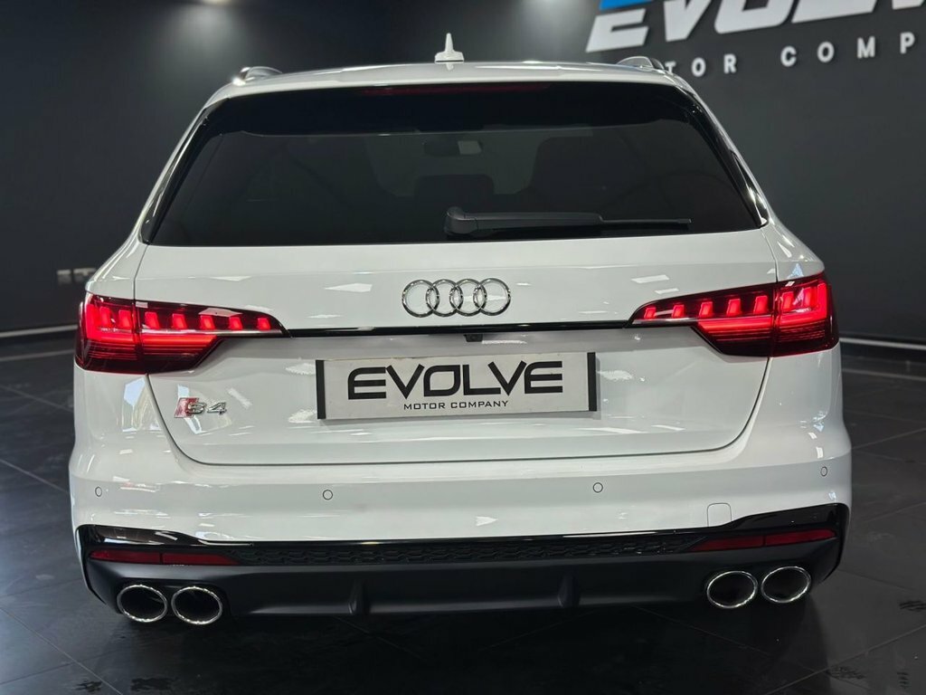 Audi S4 3L Black Edition White #5