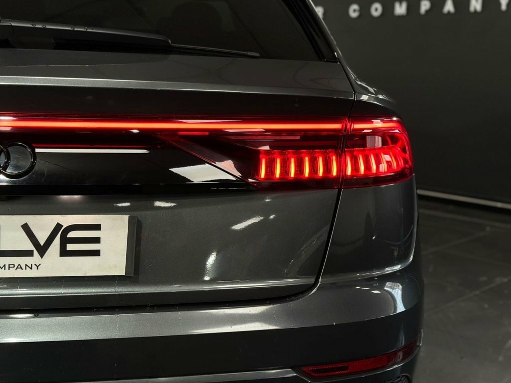 Audi Q8  Black #7