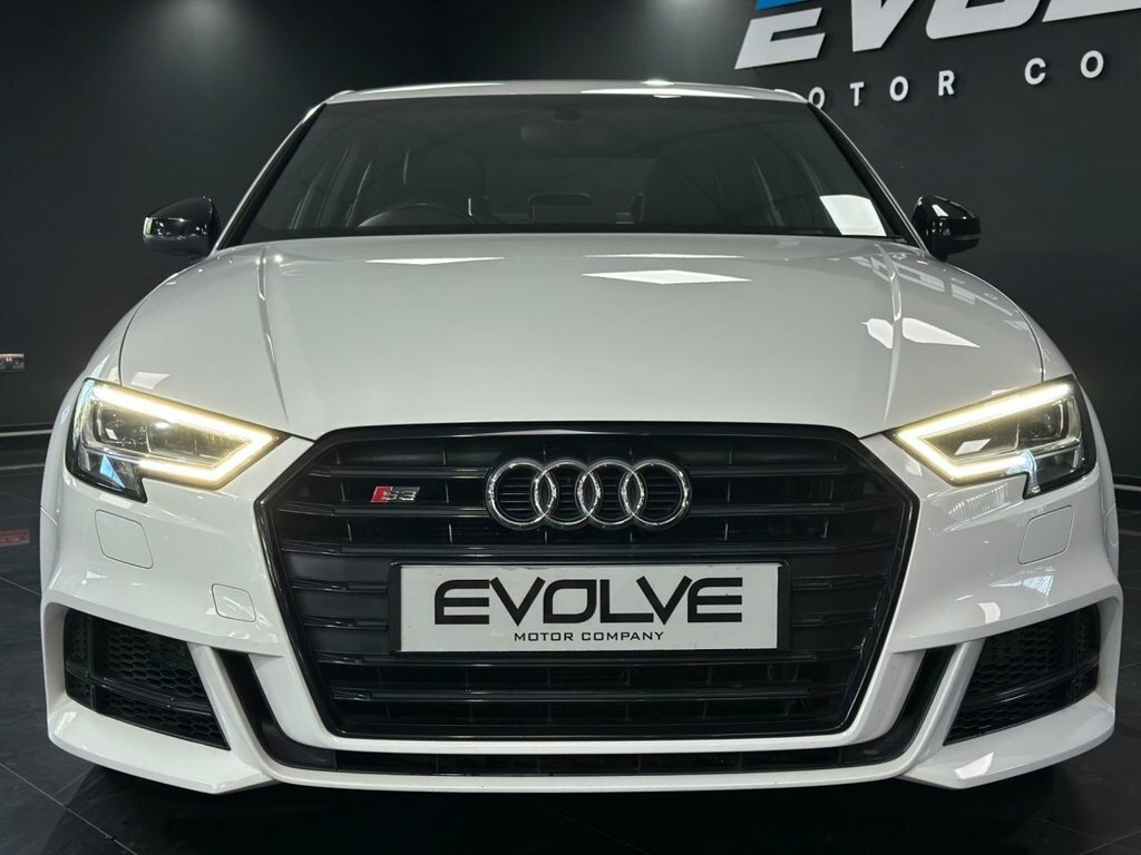 Audi S3 2L Black Edition White #4