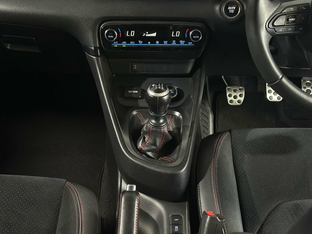 Toyota Yaris 1.5 Hybrid Gr-sport Cvt Grey #20