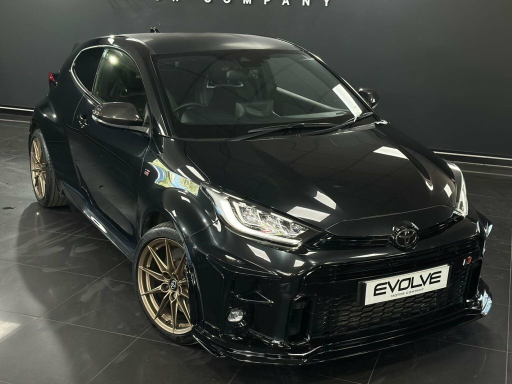 Toyota Yaris 1.6L Gr Circuit Black #6