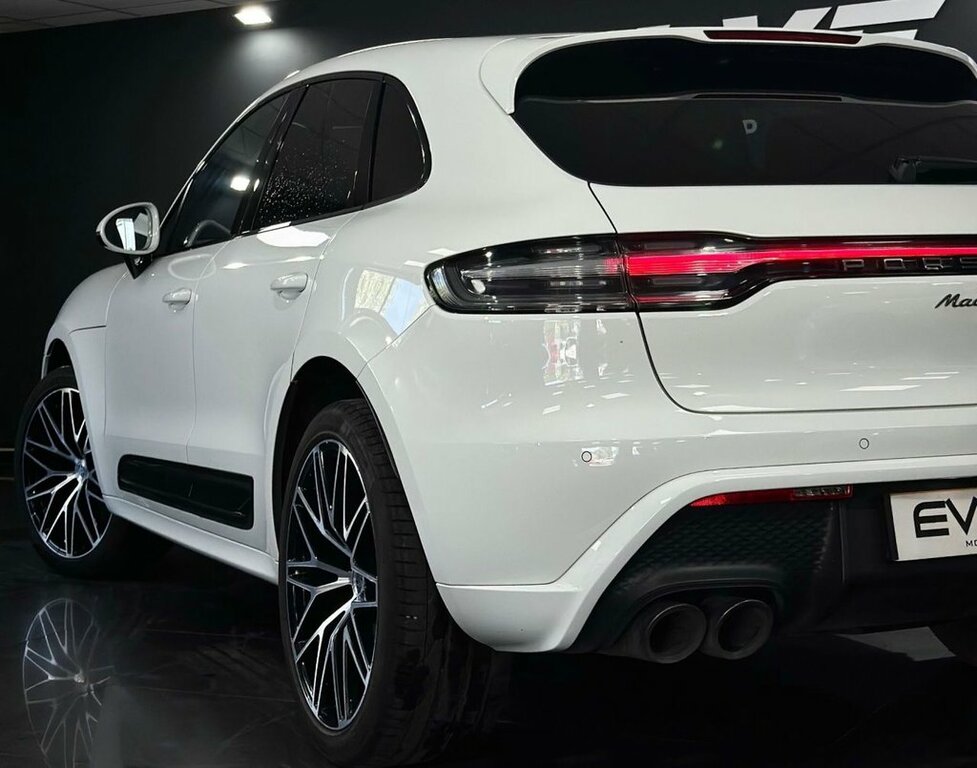 Porsche Macan 2L T White #6