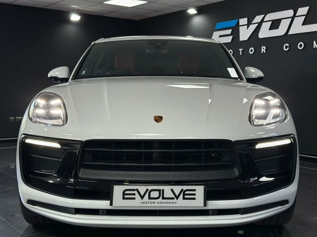 Porsche Macan 2L T White #4