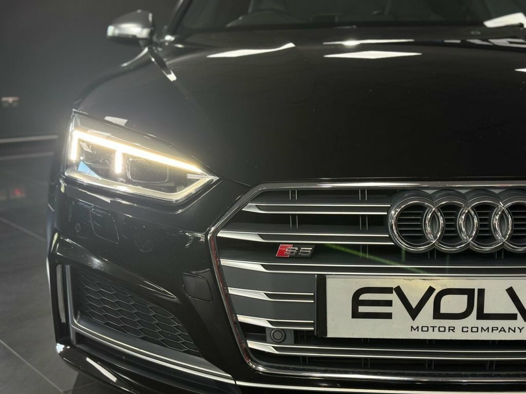 Audi S5 Hatchback Black #6
