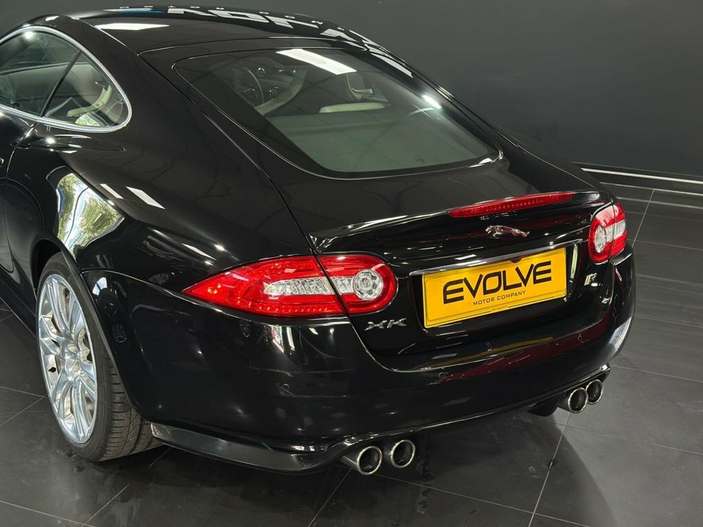 Jaguar XKR R Black #13