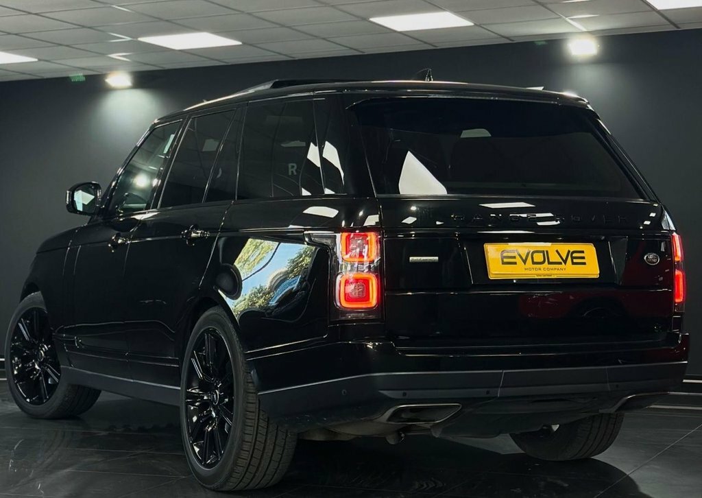 Land Rover Range Rover 3L Autobiography 5dr Black #2