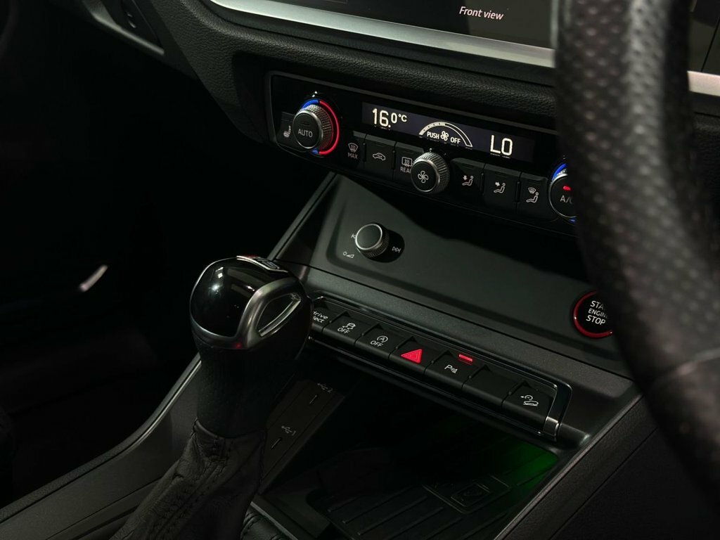 Audi RS Q3 Vorsprung Black #22