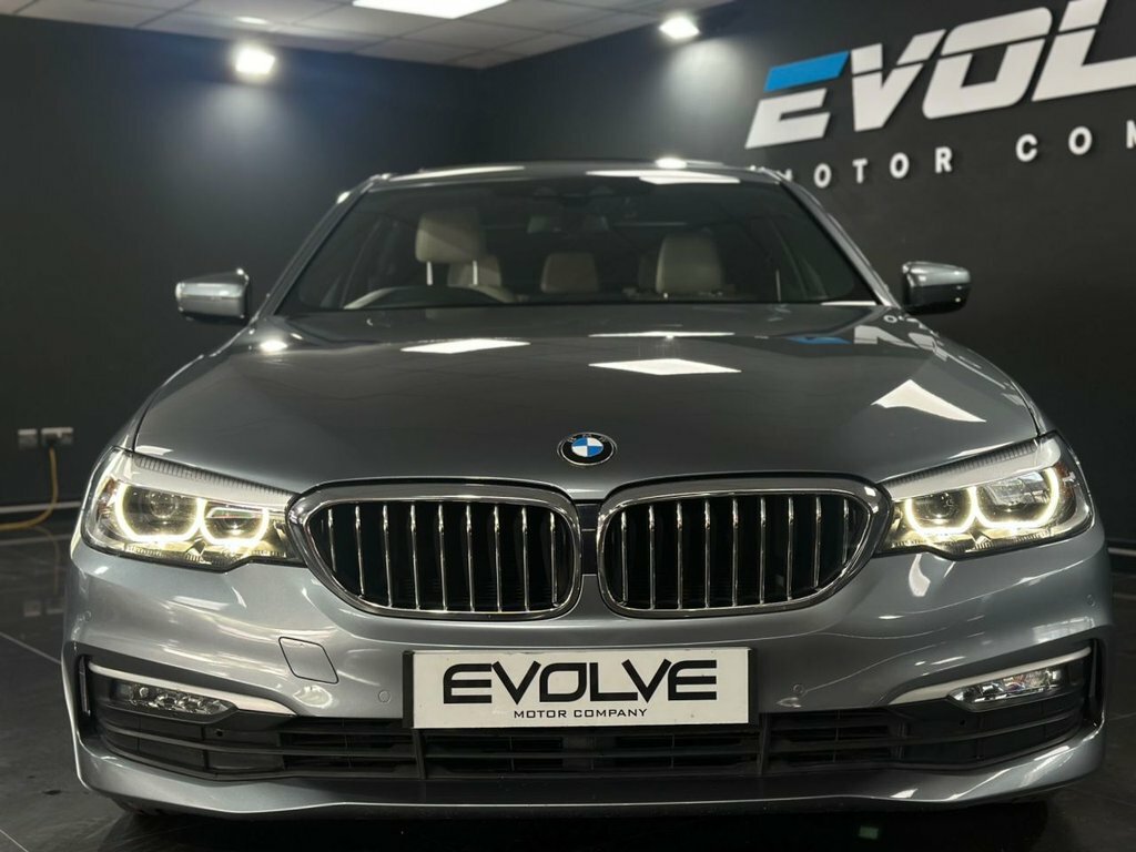 BMW 5 Series 3L Se Blue #4