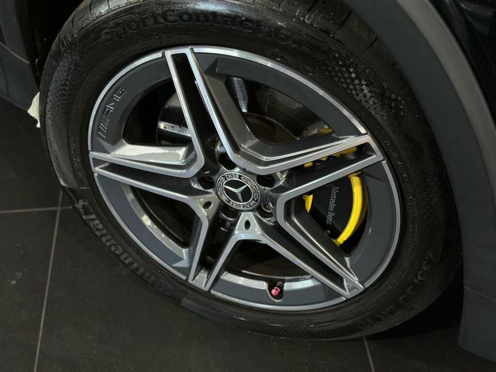 Mercedes-Benz GLB Class 220 Amg Line Black #16