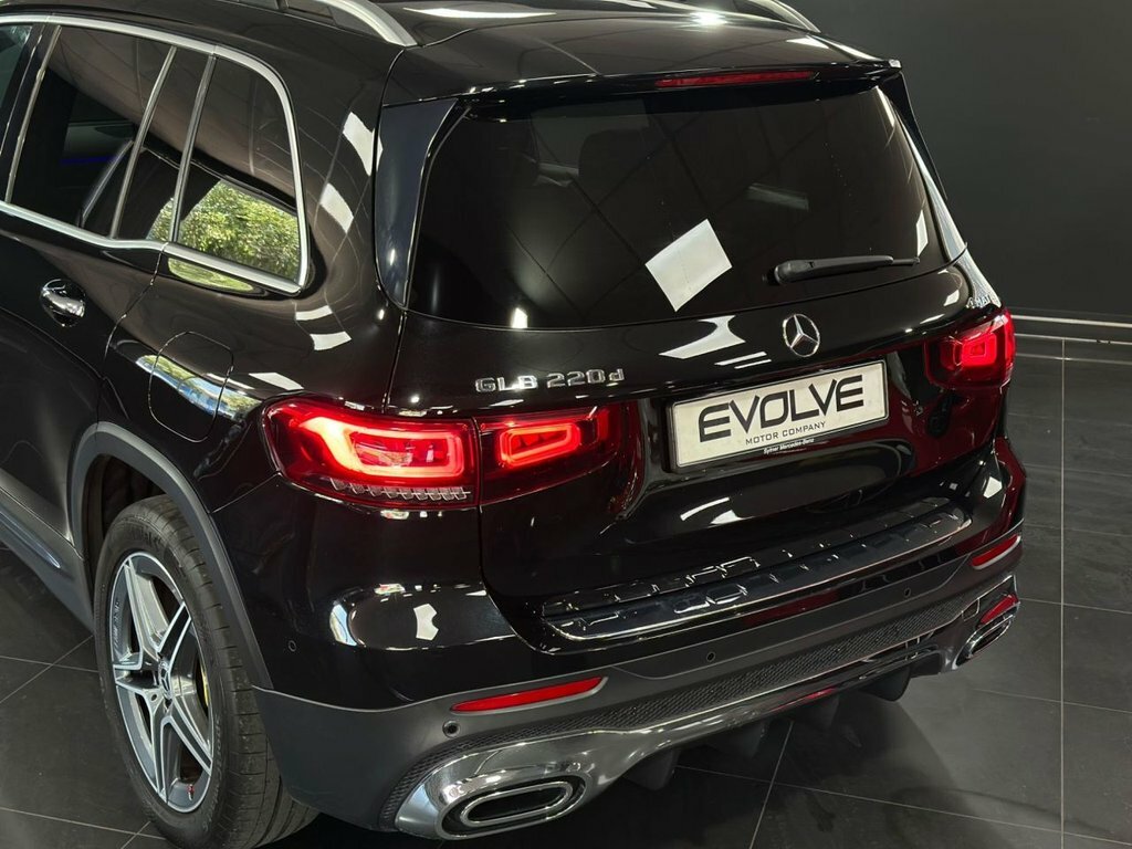 Mercedes-Benz GLB Class 220 Amg Line Black #14