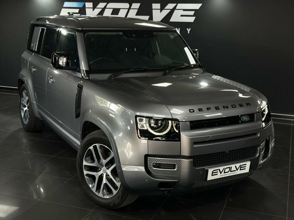 Land Rover Defender 110 Hse Black #10