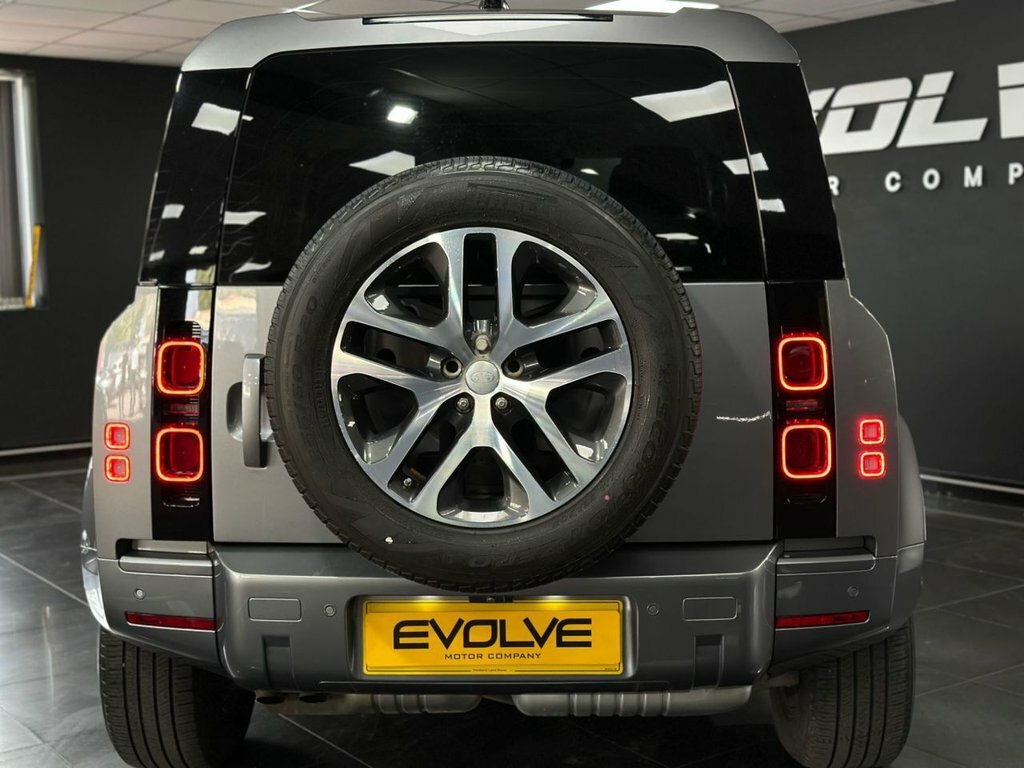 Land Rover Defender 110 2L Se Grey #5