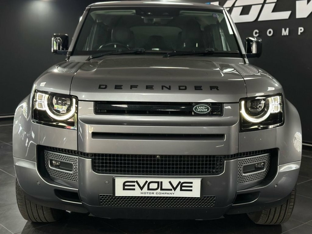 Land Rover Defender 110 2L Se Grey #4