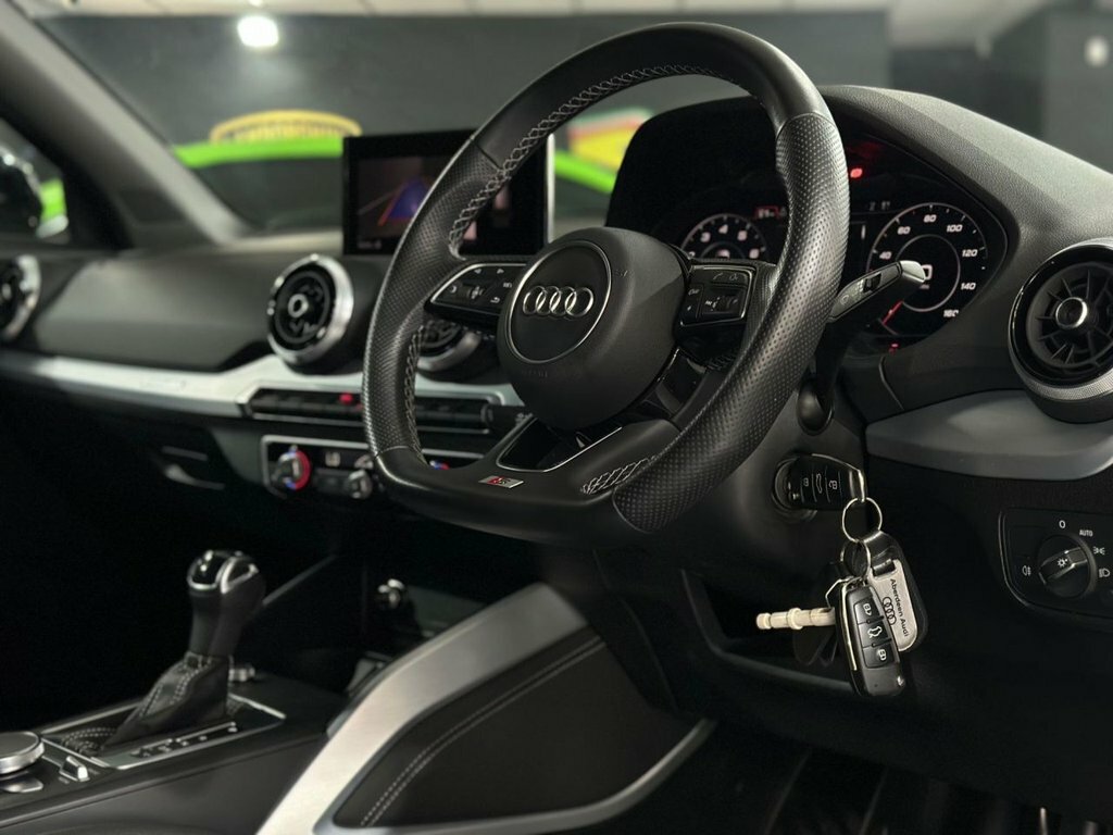 Audi SQ2 Black Edition Tfsi 300 Ps S Tronic Blue #17