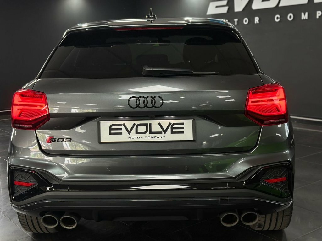 Audi SQ2 2L Black Edition Grey #5