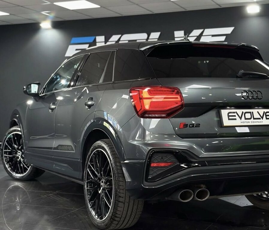 Audi SQ2 Black Edition Tfsi 300 Ps S Tronic Blue #9
