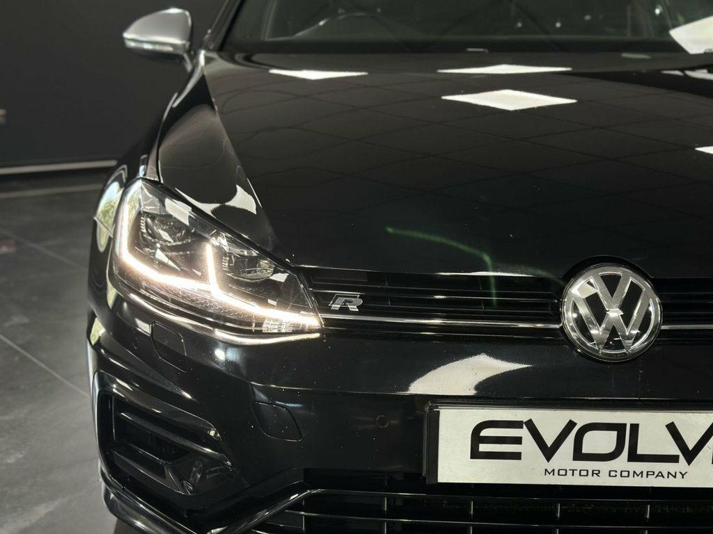 Volkswagen Golf 2L R VL19ESF Black #6