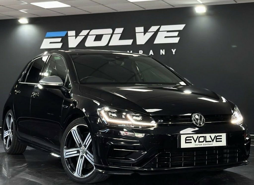 Volkswagen Golf 2L R VL19ESF Black