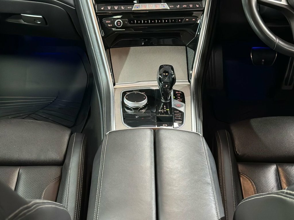 BMW 8 Series Gran Coupe 840I Gran Coupe Grey #24