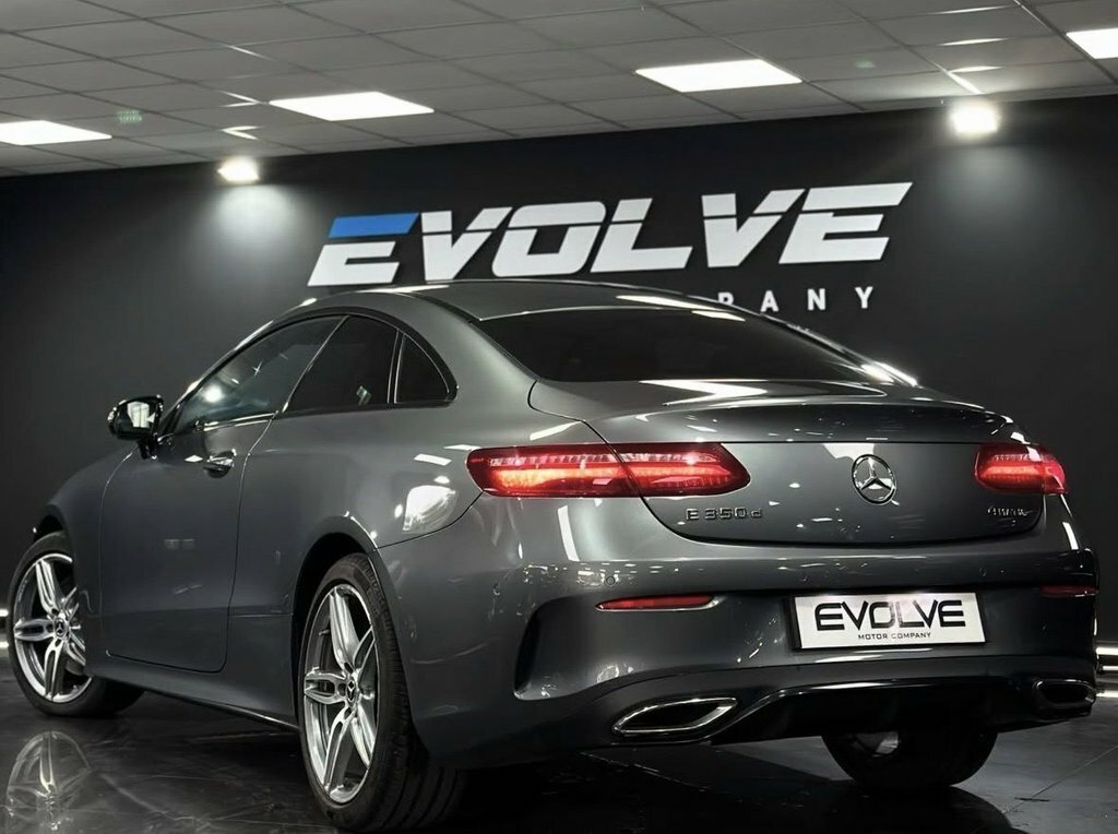 Mercedes-Benz E Class 3L Amg Line Grey #2