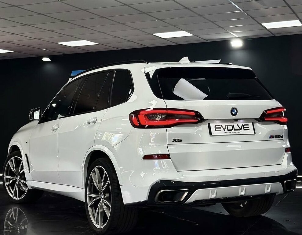 BMW X5 3L Null White #2