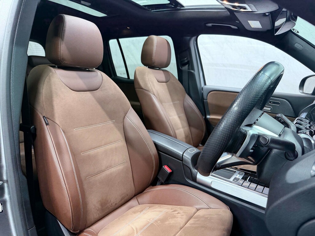 Mercedes-Benz GLB Class 200 Amg Line Premium Plus 7G-tronic Estate Grey #31