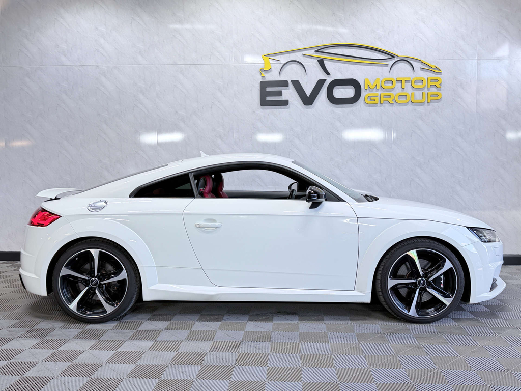 Audi TTS Tts Black Edition Tfsi Quattro 4Wd White #4